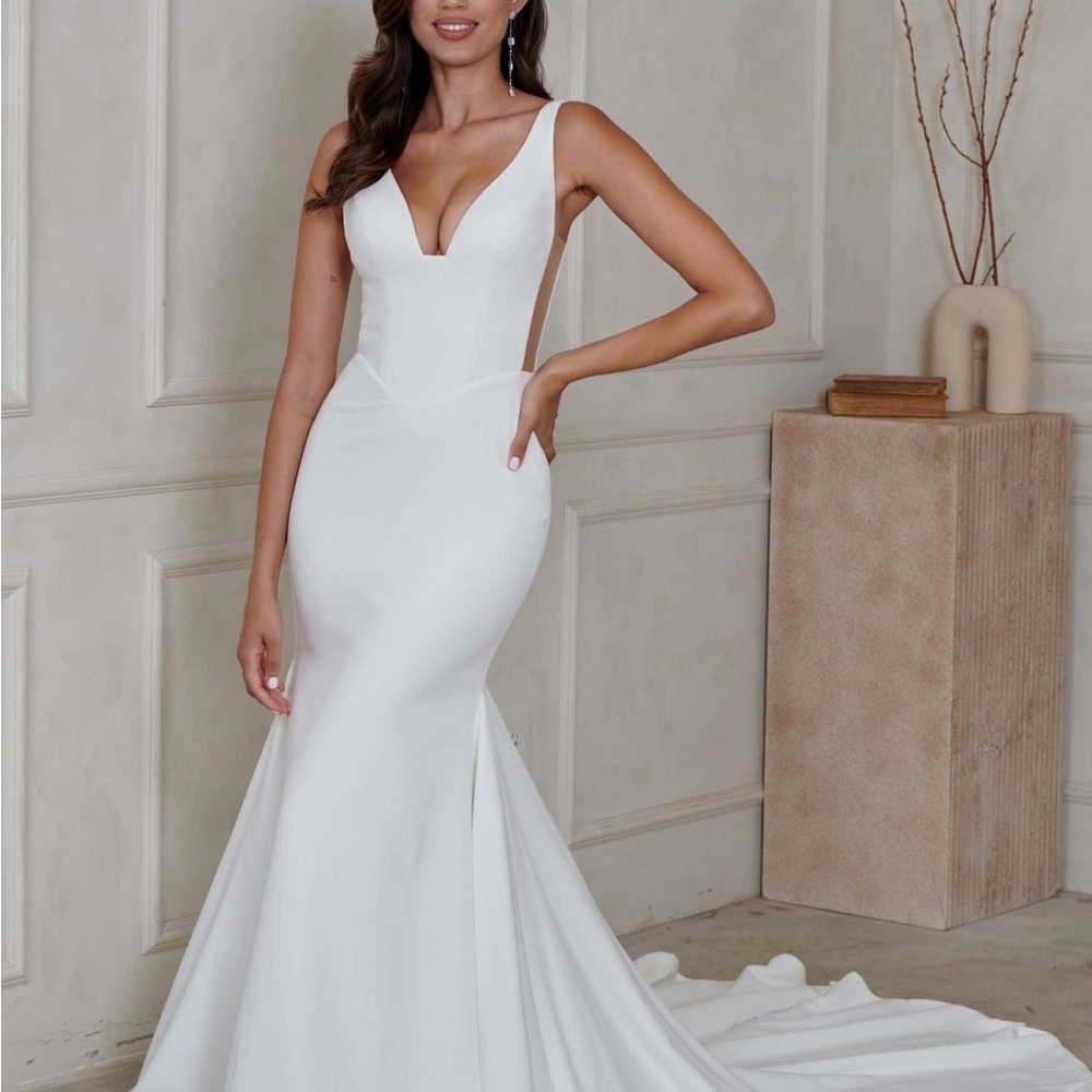 Elegant Wedding Dress